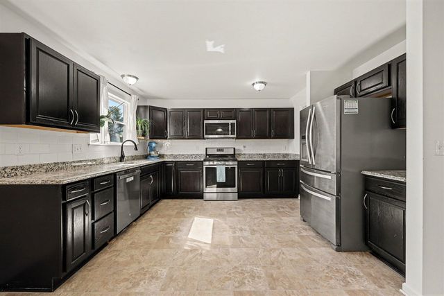 7381 E Brook Drive, Ypsilanti, MI 48197