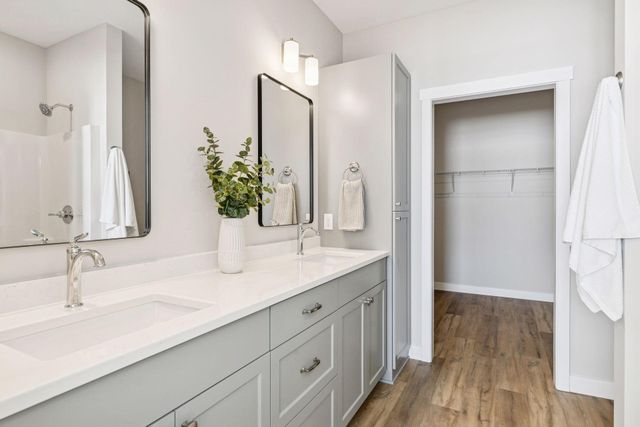 1003 Turner Lane, New Richmond, WI 54017