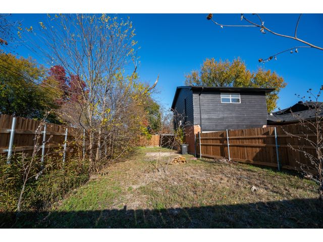 1017 Tosch Lane, Mesquite, TX 75149