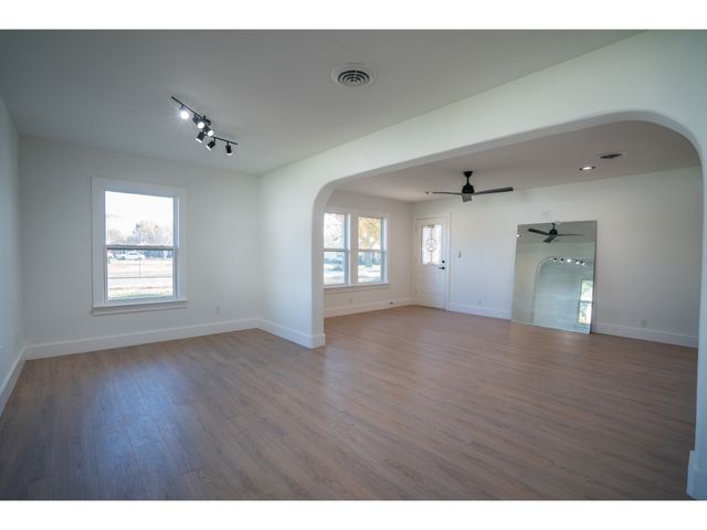 1017 Tosch Lane, Mesquite, TX 75149