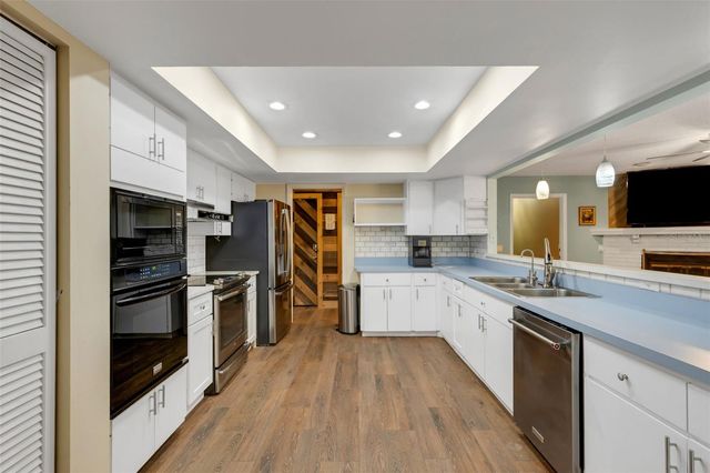 3656 OAK GROVE DRIVE, Sarasota, FL 34243