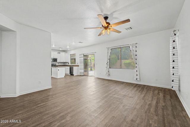 12175 W CHASE Lane, Avondale, AZ 85323