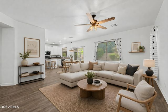 12175 W CHASE Lane, Avondale, AZ 85323