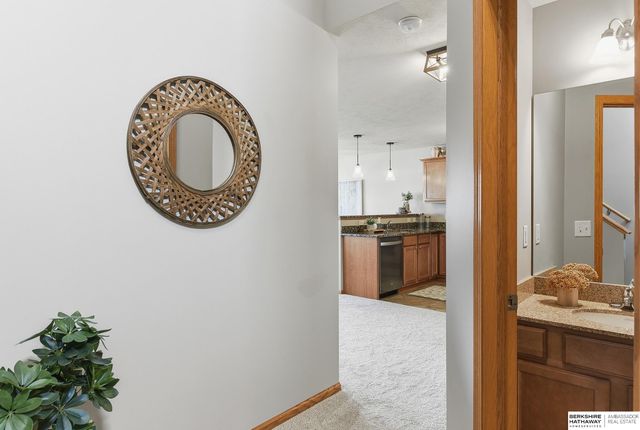 1815 N 176 Plaza, Omaha, NE 68118