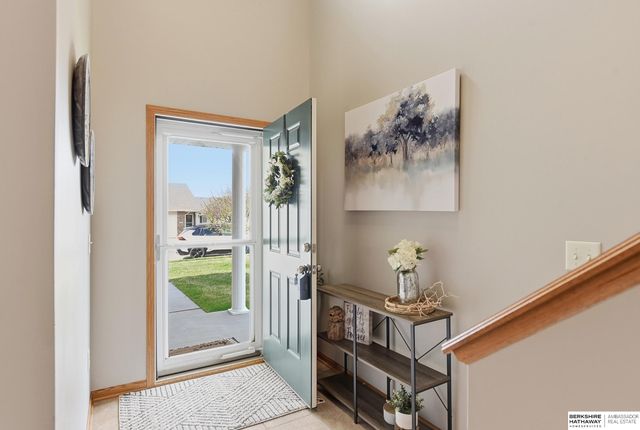 1815 N 176 Plaza, Omaha, NE 68118