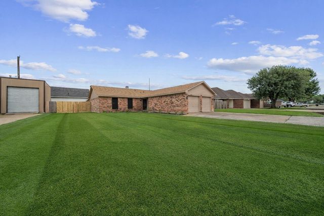 11024 San Jacinto Drive, La Porte, TX 77571