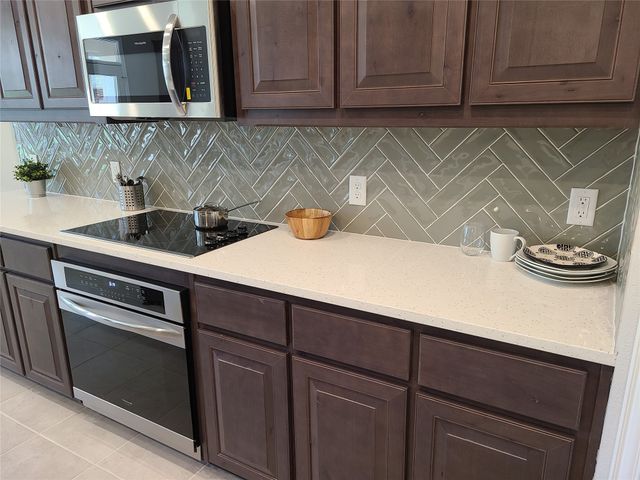 1716 Rio Secco Drive, Fort Worth, TX 76131