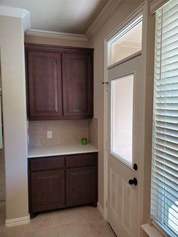 1716 Rio Secco Drive, Fort Worth, TX 76131