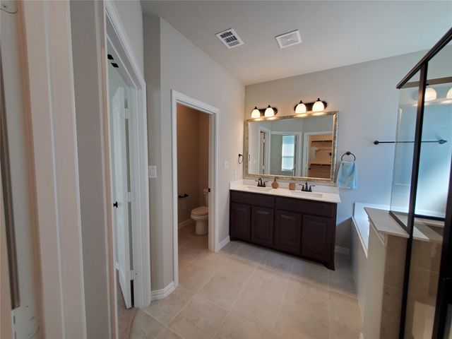 1716 Rio Secco Drive, Fort Worth, TX 76131