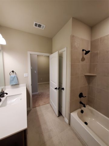 1716 Rio Secco Drive, Fort Worth, TX 76131