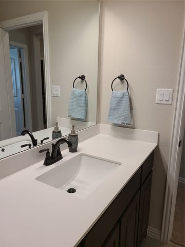 1716 Rio Secco Drive, Fort Worth, TX 76131