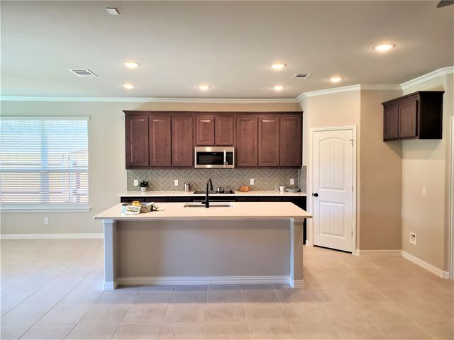 1716 Rio Secco Drive, Fort Worth, TX 76131