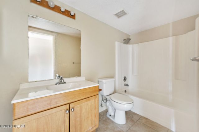 1290 9th St Apt 403, Daytona Beach, FL 32117