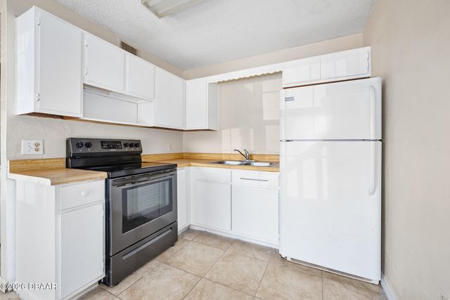 1290 9th St Apt 403, Daytona Beach, FL 32117