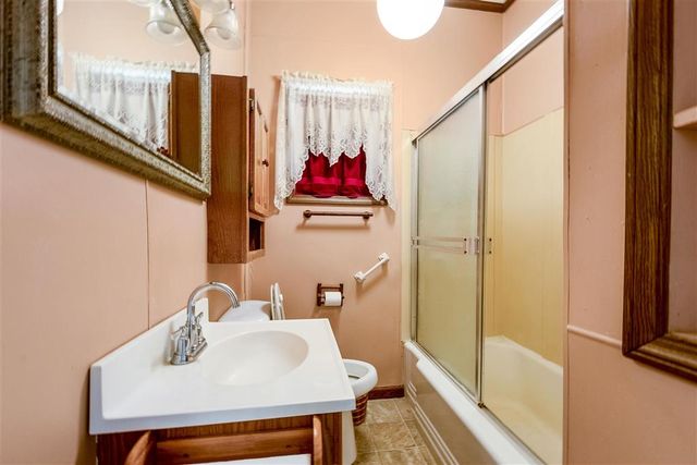 202 Gill Street, Dequincy, LA 70633