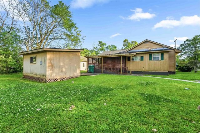 202 Gill Street, Dequincy, LA 70633