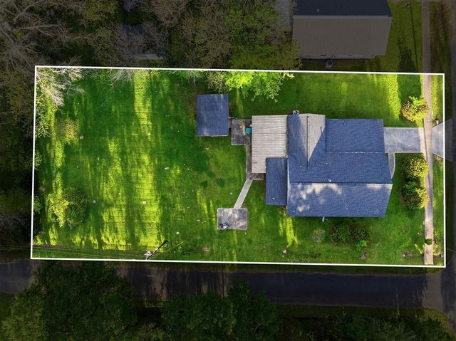 202 Gill Street, Dequincy, LA 70633