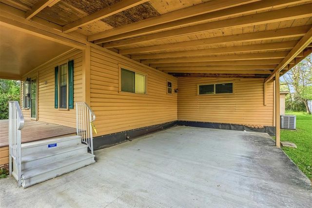 202 Gill Street, Dequincy, LA 70633