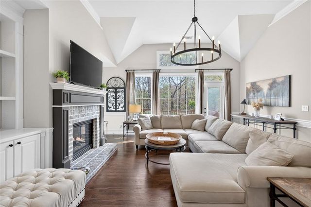 7371 Grand Reunion Drive, Hoschton, GA 30548