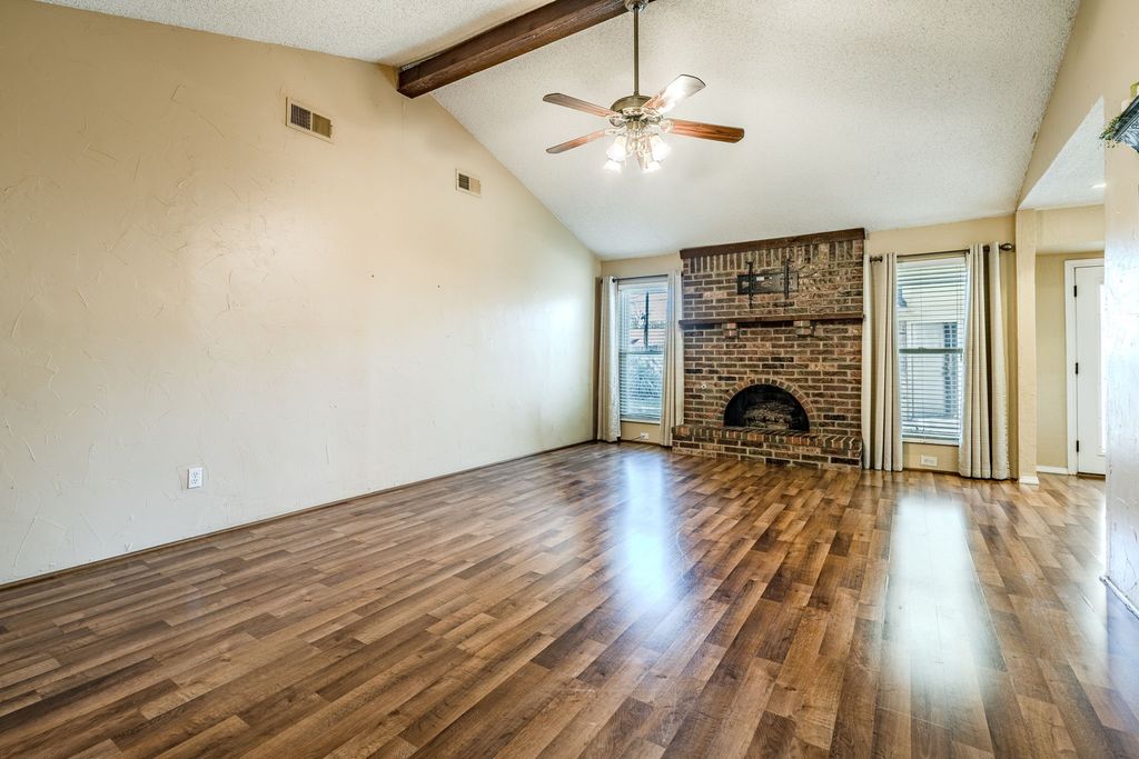 6941 Bennington Drive, Watauga, TX 76148 — photo 2