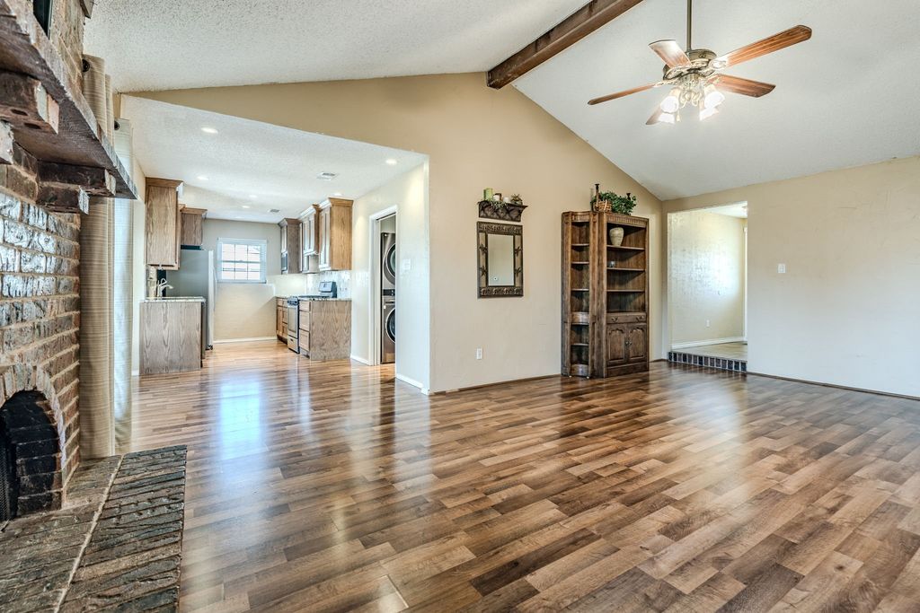 6941 Bennington Drive, Watauga, TX 76148 — photo 4
