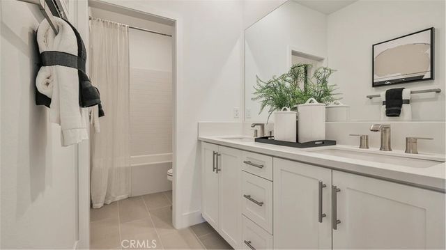 27424 Red Alder Lane, Valencia, CA 91381