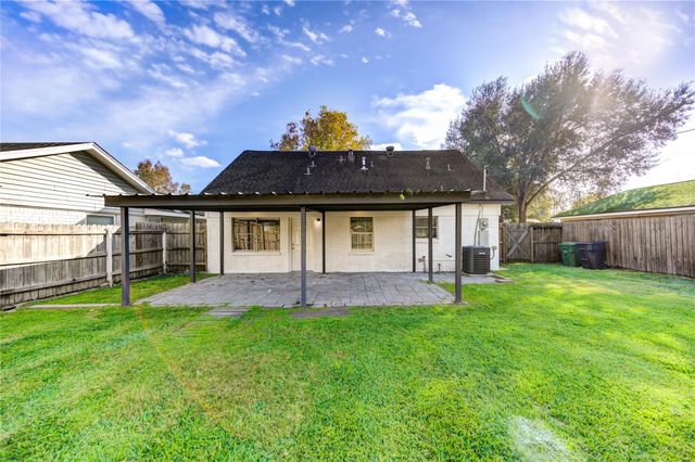 12127 Palmton Street, Houston, TX 77034