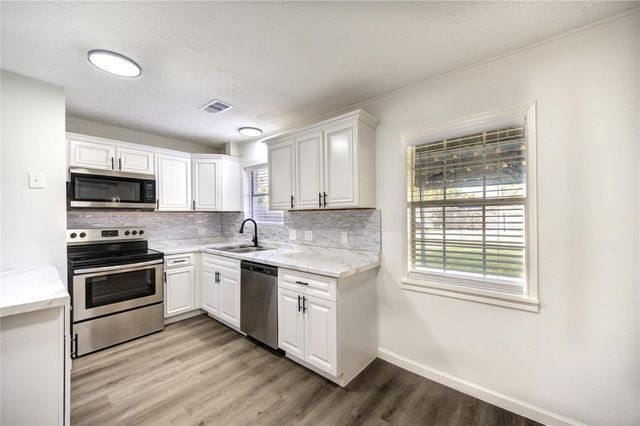 12127 Palmton Street, Houston, TX 77034