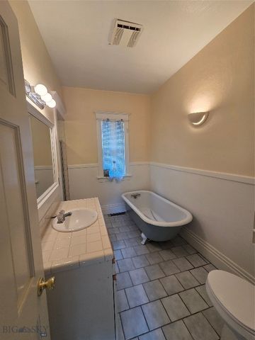 1035 Antimony, Butte, MT 59701