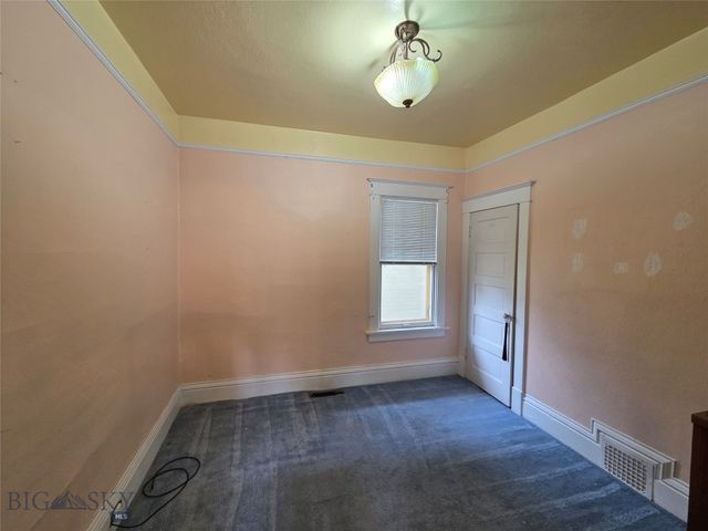 1035 Antimony, Butte, MT 59701
