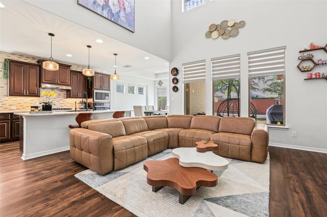 1661 Cardinal LN, Round Rock, TX 78681