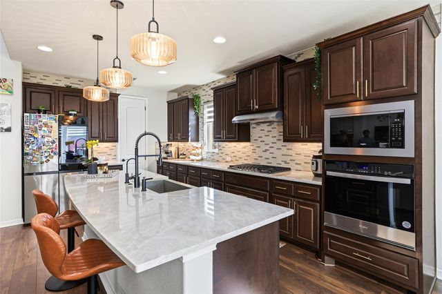 1661 Cardinal LN, Round Rock, TX 78681