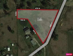 1323 E Huffsmith Road, Tomball, TX 77375