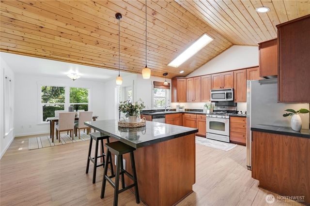 22 Pebble Lane, Port Townsend, WA 98368