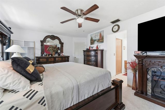 2401 26TH AVENUE S, St Petersburg, FL 33712