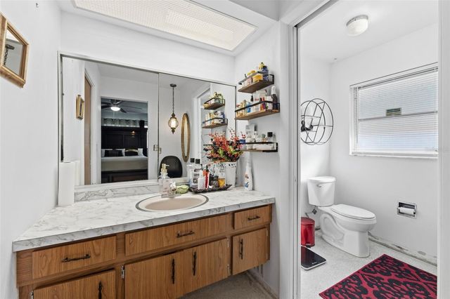 2401 26TH AVENUE S, St Petersburg, FL 33712