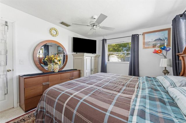 2401 26TH AVENUE S, St Petersburg, FL 33712