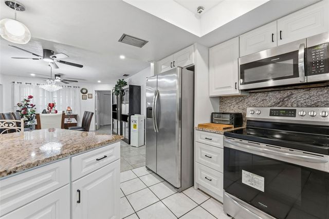 2401 26TH AVENUE S, St Petersburg, FL 33712