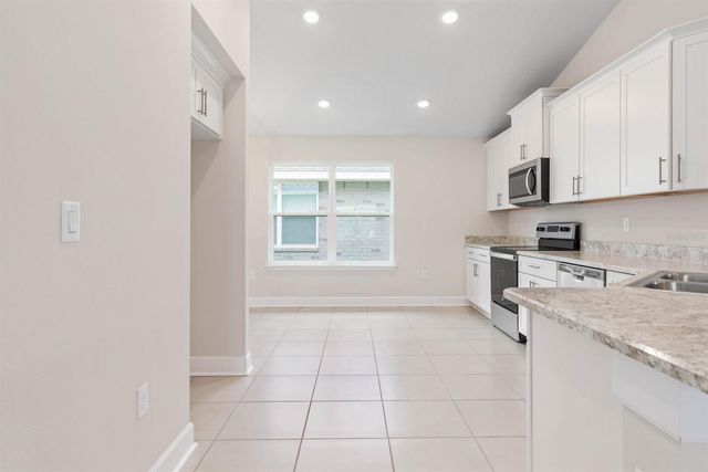 79 RADCLIFFE DRIVE, Palm Coast, FL 32164