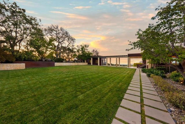 22525 Rolling Hills Road, Saratoga, CA 95070