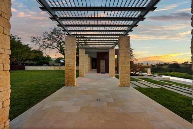 22525 Rolling Hills Road, Saratoga, CA 95070