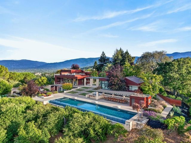 22525 Rolling Hills Road, Saratoga, CA 95070