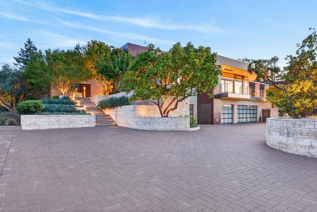 22525 Rolling Hills Road, Saratoga, CA 95070