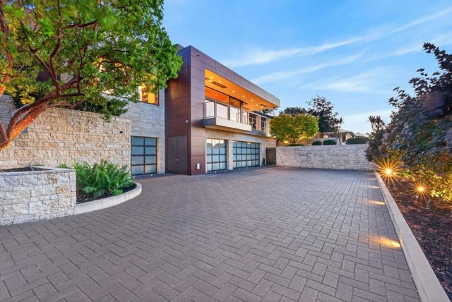 22525 Rolling Hills Road, Saratoga, CA 95070