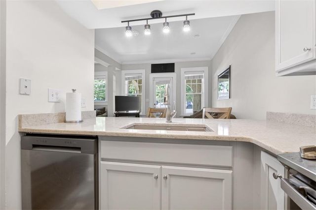 2855 Peachtree Road, Atlanta, GA 30305