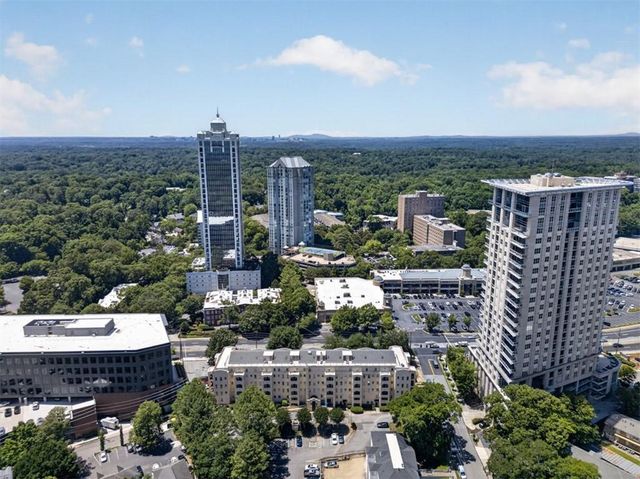 2855 Peachtree Road, Atlanta, GA 30305