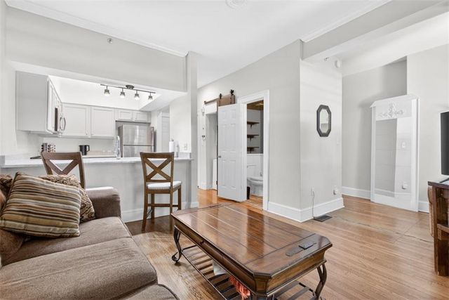 2855 Peachtree Road, Atlanta, GA 30305