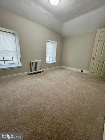 613 WALNUT ST, Norristown, PA 19401