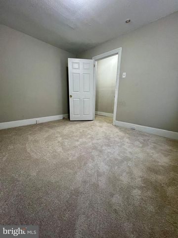 613 WALNUT ST, Norristown, PA 19401