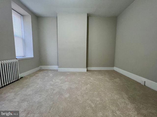 613 WALNUT ST, Norristown, PA 19401